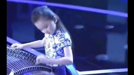 9岁天才宝贝古筝演奏一曲《青花瓷》