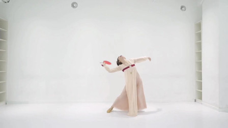 点击观看《练习版古典舞《双面燕洵》 适合小年轻女孩舞蹈》
