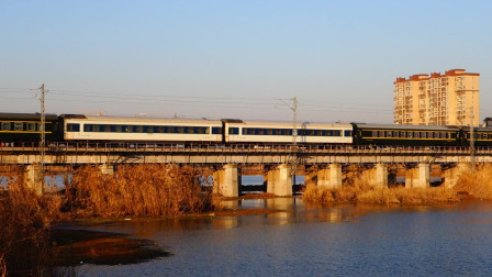京沪铁路浍河大桥拍车-HXD3D-Z39次（乌鲁木齐-上海）晚点1小时通过