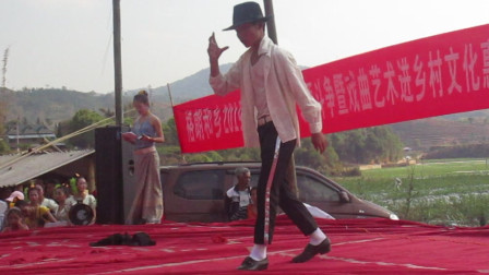 2019年格朗和傣族泼水节9-导演：李清升-哈尼族爱伲族阿卡广场舞蹈歌曲
