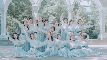 点击观看《中国舞视频大全胭脂妆》
