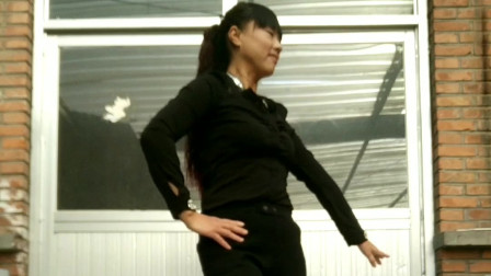点击观看《永东广场舞 水蓝蓝 冬季暖身健身舞视频》