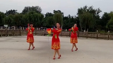 天香岛屿广场舞《红马鞍》筷子舞原创教学