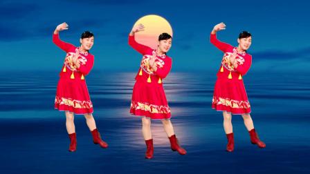 玫香广场舞 经典老歌广场舞《乌苏里船歌》正背面，降央卓玛演唱