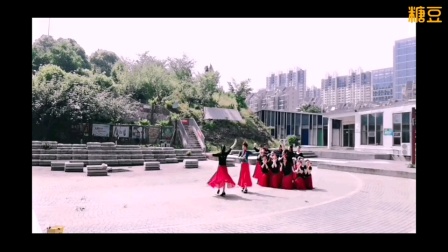 2021母亲节献礼！蒙古舞《梦中的妈妈》，苏州横塘水墨芳华舞蹈队表演。祝天下所有的妈妈们节日快乐幸福安康🌹🌹