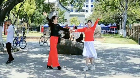 红舞狂广场舞双人舞快四拉手舞《猜》1161号（2022.4.