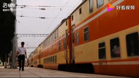 SS8牵引刷红25G列车Y512进沙河市站