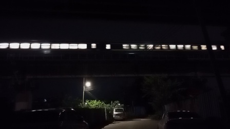 DF11G 0160和DF11G 0149牵引Z112次列车快速通过西江大桥-3
