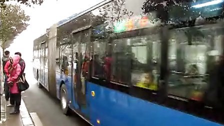 济南BRT--5，JNP6182G-1