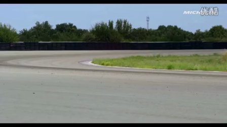 保时捷918 Spyder vs. 雅马哈R1