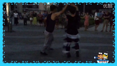 吉特巴舞 大兴 兴丰南大街广场160731两位老师以吉特巴舞精湛的技艺为夜色增添了美景！