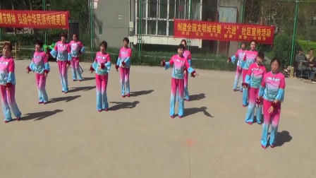 娟子姐妹花香舞蹈队《我爱西湖花和水》12人变队形，2017年4月