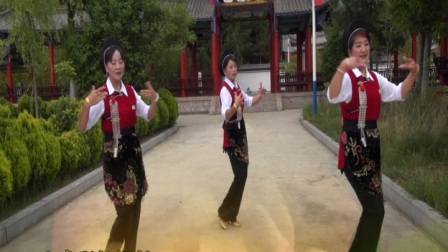 鹤庆白族美女舞蹈 (3)