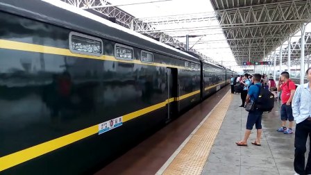 [拍火车-湘潭站进站]Z162昆明-北京西 本务HXD3D
