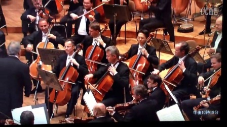 祖宾梅塔和小泽征尔共同指挥维也纳爱乐团演奏《雷鸣电闪波尔卡》_高清