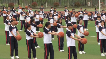 宁强县荣程中学第八届运动会开幕式广场表演高一篮球操