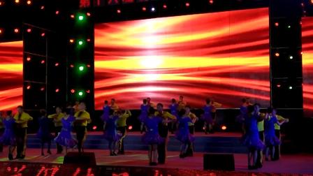 吉特巴舞蹈《欢迎你》指导:张丽娜，林子星，表演:辽宁省朝阳市最炫北塔吉特巴团队。