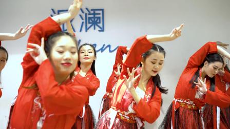 点击观看《派澜中国舞 梅香如故 中国舞展示视频》