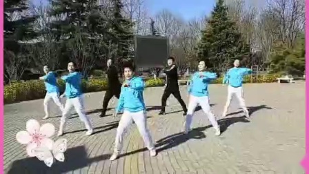 北京大兴旧宫欣丰舞蹈队演绎--偶像万万岁