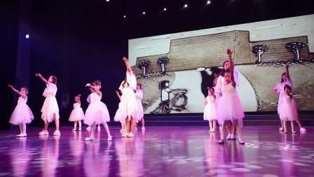 2019年丝绸路幼儿园庆六一汇演，教生舞蹈《时间都去哪儿了》