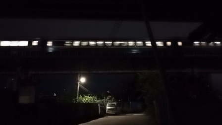 DF11G 0161和DF11G 0160牵引Z111次列车快速通过西江大桥-3