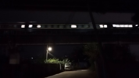 DF11G 0041和DF11G 0190牵引Z111次列车快速通过西江大桥-3