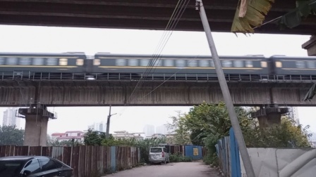 DF11G 0147和DF11G 0162牵引Z385次列车快速通过西江大桥-3