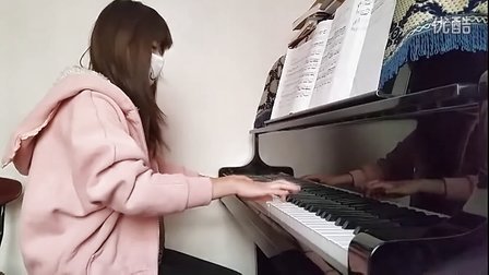 【蛐蛐达人】卡卡 钢琴演奏《_tan8.com