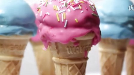 蛋卷冰淇淋奶油蛋糕:Ice Cream Cone Cupcakes