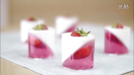 创意翻糖蛋糕 双色草莓果冻制作教程