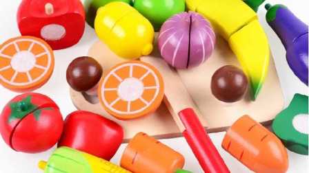 变形警车珀利一起水果蔬菜切切乐★卤肉亲子过家家