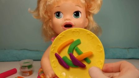 小不点的玩具 2017 娃娃过家家玩具 娃娃用彩泥制作薯条 752