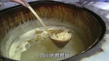 九十年代老武汉小吃, 蔡林记老店, 热干面, 有虾米、炸酱、咸菜三种
