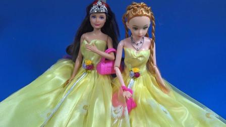 芭比之梦想豪宅玩具视频 第一季 芭比之梦想豪宅 芭比和思佩穿姐妹黄色惊艳礼服一起去参加浪漫舞会 芭比和思佩穿姐妹礼服