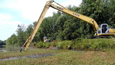 这么长挖臂的挖掘机还是第一次见, 厉害了我的大挖机
