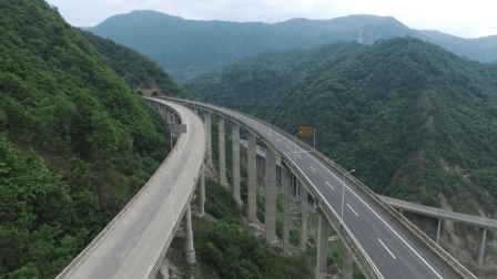 厉害了! 中国四川雅安高速公路, 神奇的雅西高速堪称&ldquo;天路&rdquo;!