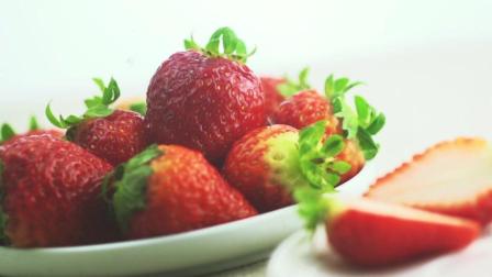 弘一品牌&middot;影视案例赏析丨达利园品质早餐: 草莓瑞士卷