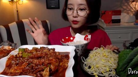 韩国吃播: 欧尼吃亲手做的生腌辣酱螃蟹、泡菜