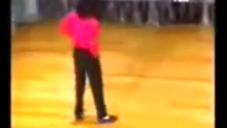 MJ迈克尔杰克逊滑步教学