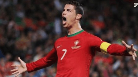 一个人看2018世界杯西班牙大战葡萄牙, C罗帽