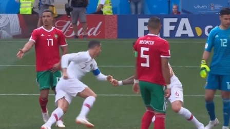 葡萄牙对战摩洛哥取得胜利 C罗再现实力球技