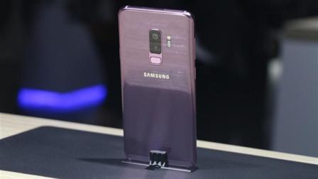 科技60秒: 三颗CMOS? 三星S10 Plus摄像头参