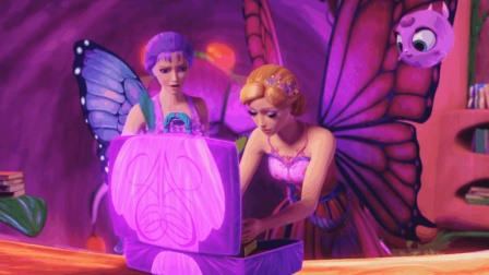芭比之蝴蝶仙子与精灵公主绘画: 她们成了无话不谈的好朋友
