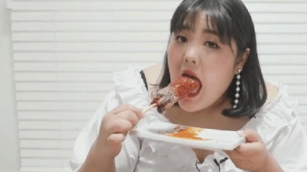 韩国女胖子大胃王秀彬,胖胖的吃播最可爱了[高