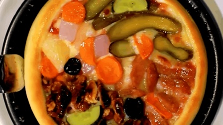 什锦蔬菜水果披萨分享