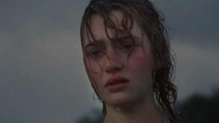 《理智与情感》片段 凯特&middot;温丝莱特失恋雨中痛哭