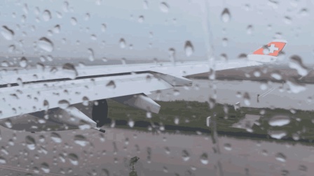 瑞士航空189浦东雨中起飞, 飞行员和空管太搞笑了