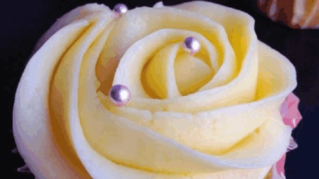 奶油蛋糕上的花, 原来是用这个做的, 棒棒糖蛋糕, 马克龙夹馅都用它! 奶油的做法 奶油霜