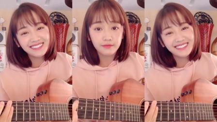 恋爱心事! 郑湫泓小姐姐吉他弹唱粤语金曲《少女的祈祷》