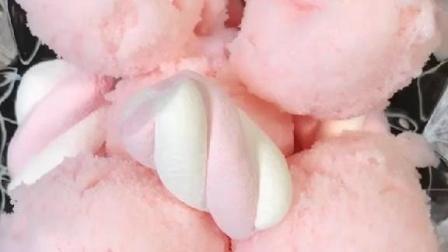 用棉花糖制作冰淇淋超简单, 可以试一试哦